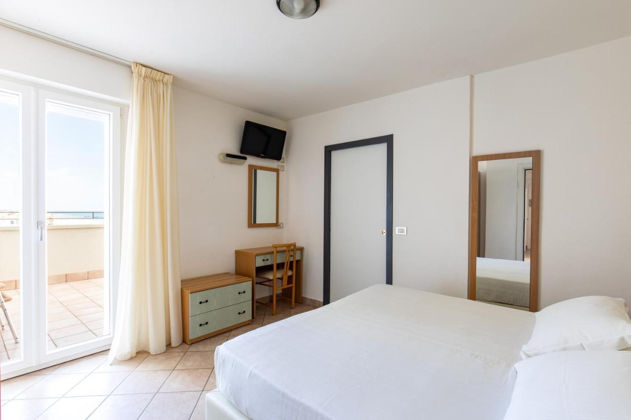 Hotel Palos Rimini Dış mekan fotoğraf